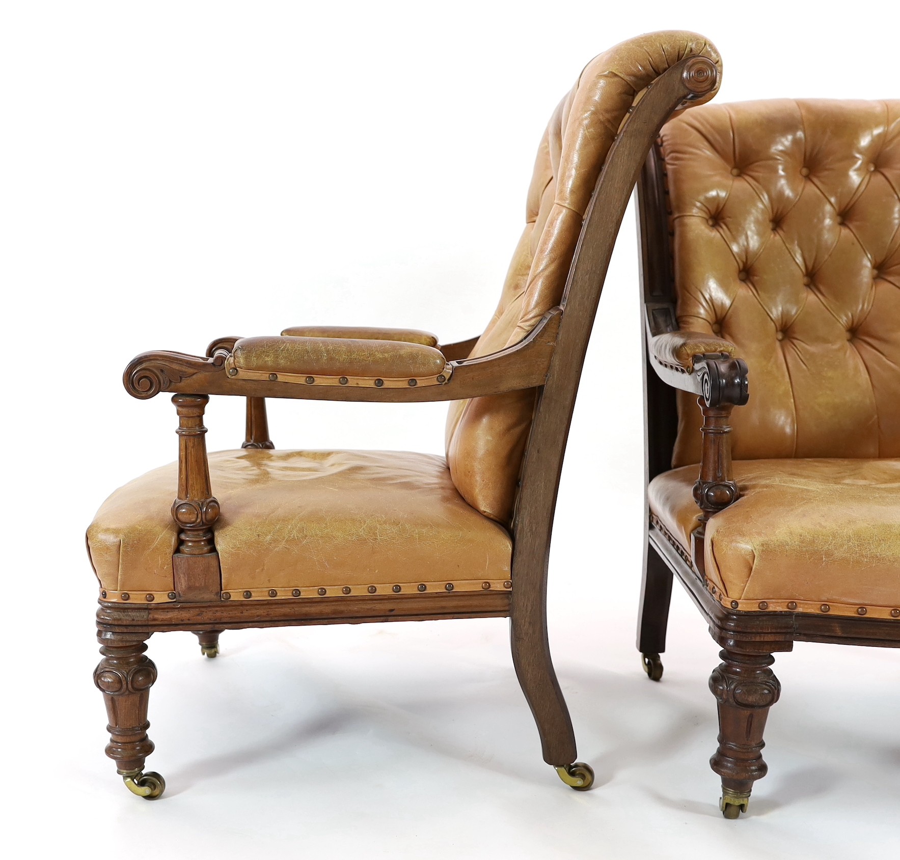 A pair of early Victorian mahogany open armchairs, W.65cm D.87cm H.100cm